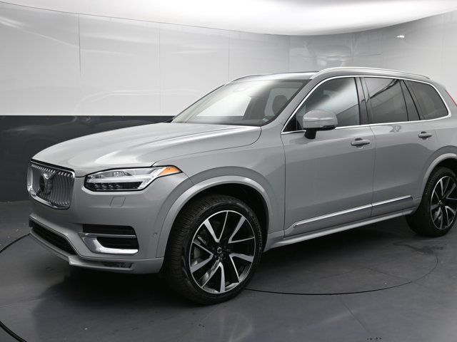 2024 Volvo XC90 Plus Bright Theme