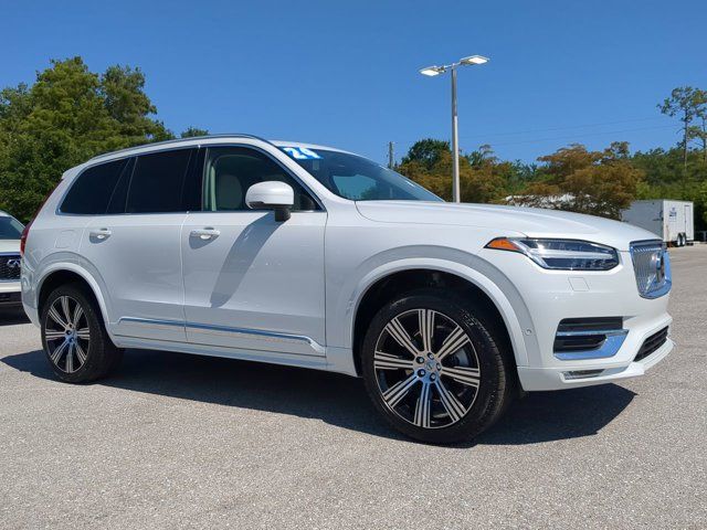 2024 Volvo XC90 Plus Bright Theme