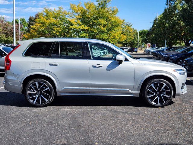 2024 Volvo XC90 Plus Bright Theme