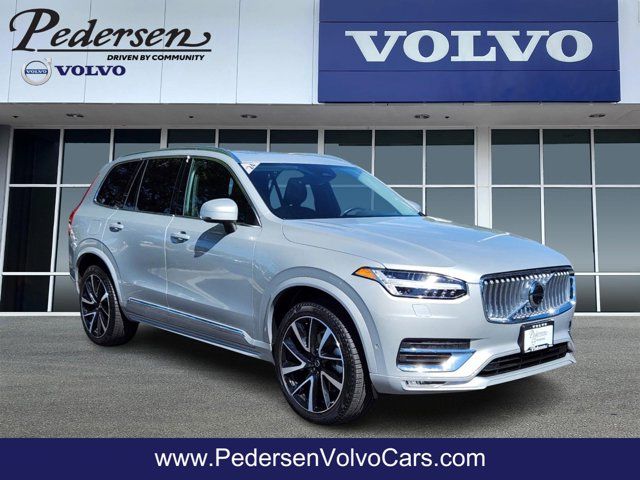 2024 Volvo XC90 Plus Bright Theme