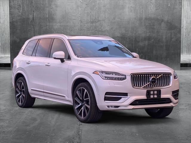 2024 Volvo XC90 Plus Bright Theme