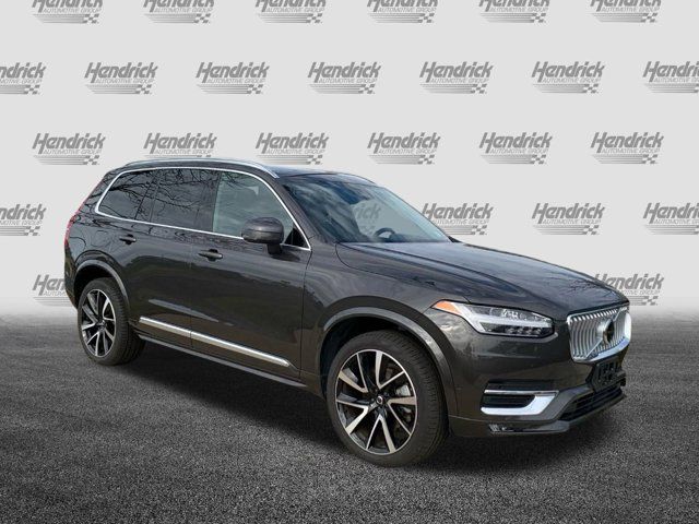 2024 Volvo XC90 Plus Bright Theme