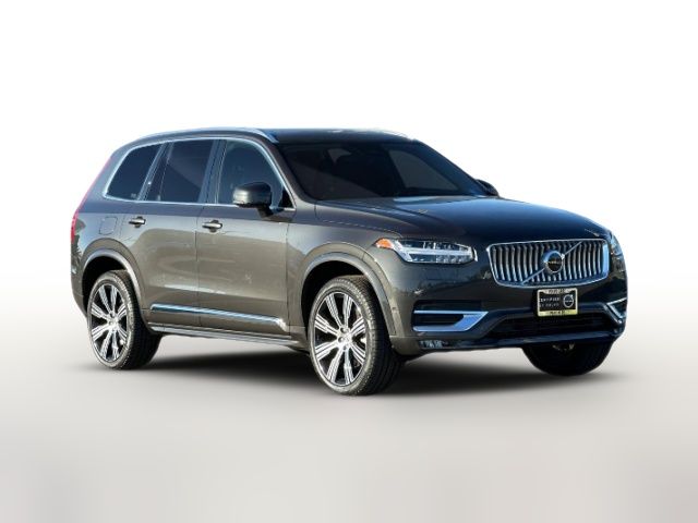 2024 Volvo XC90 Plus Bright Theme