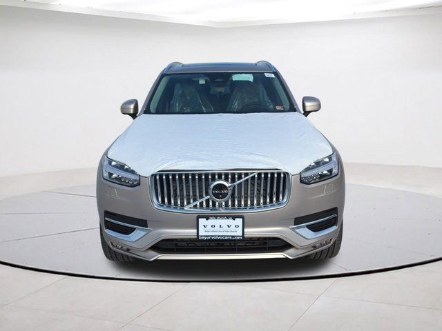 2024 Volvo XC90 Ultimate Bright Theme