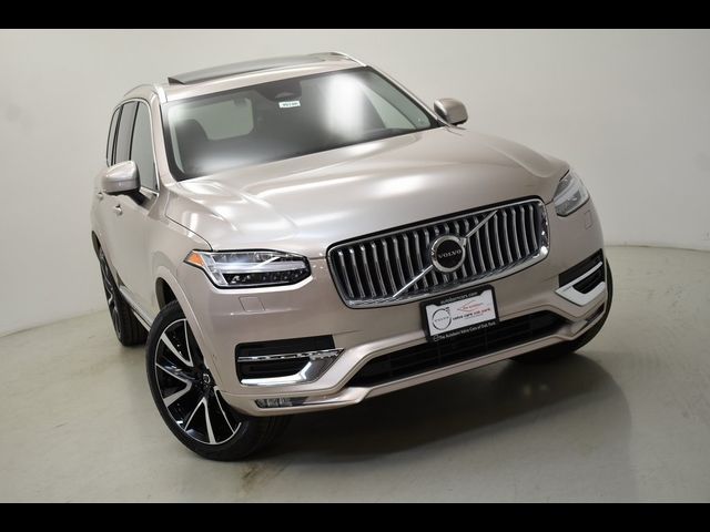 2024 Volvo XC90 Ultimate Bright Theme