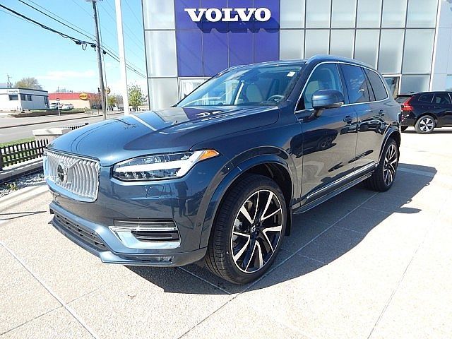 2024 Volvo XC90 Ultimate Bright Theme