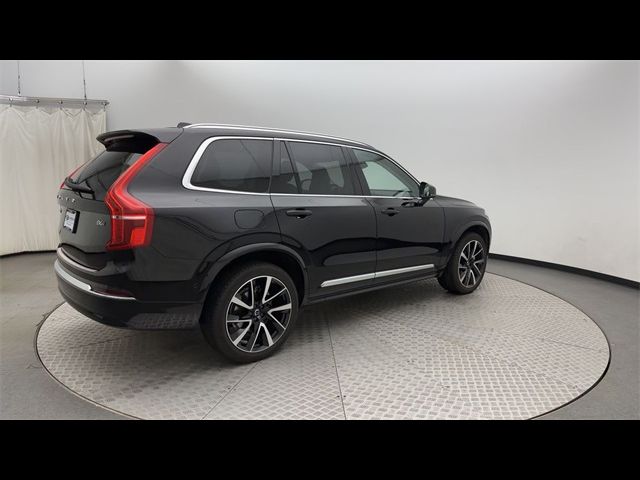 2024 Volvo XC90 Ultimate Bright Theme