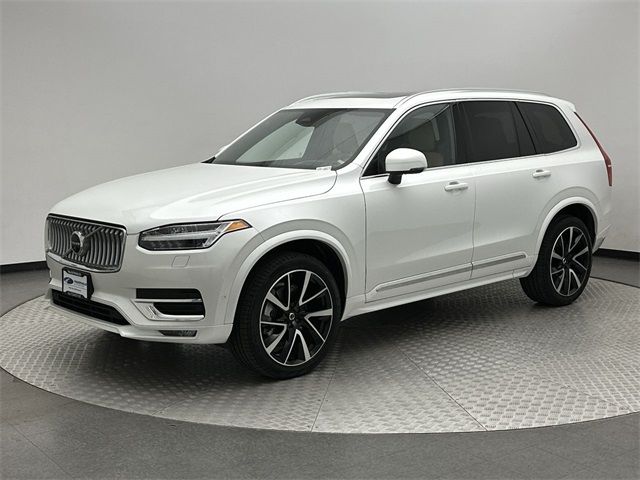 2024 Volvo XC90 Ultimate Bright Theme