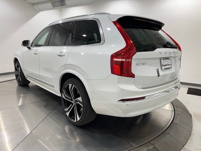 2024 Volvo XC90 Ultimate Bright Theme