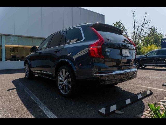 2024 Volvo XC90 Ultimate Bright Theme