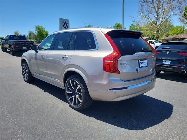 2024 Volvo XC90 Ultimate Bright Theme