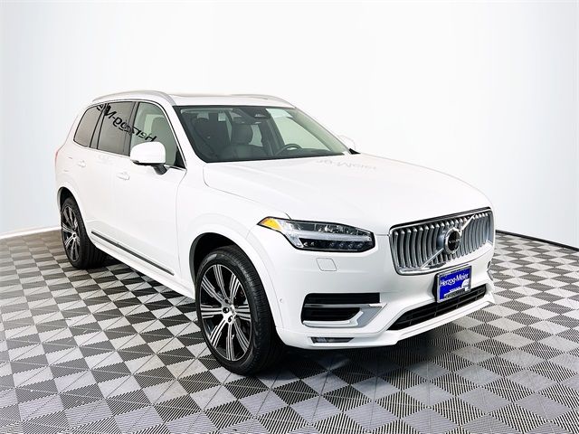 2024 Volvo XC90 Ultimate Bright Theme