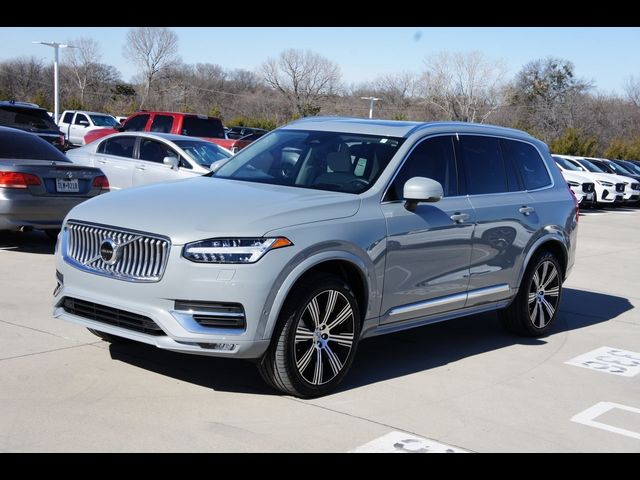 2024 Volvo XC90 Ultimate Bright Theme