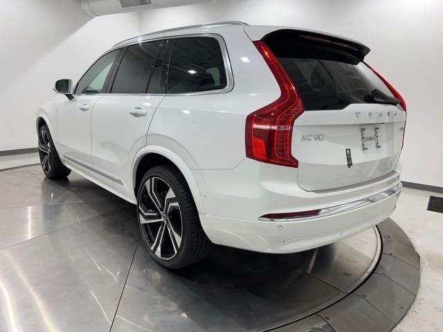 2024 Volvo XC90 Ultimate Bright Theme