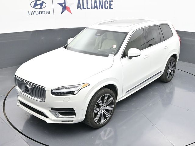 2024 Volvo XC90 Ultimate Bright Theme