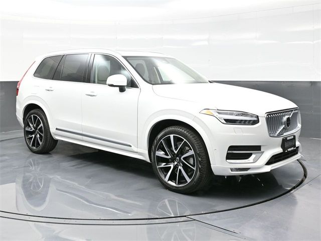 2024 Volvo XC90 Ultimate Bright Theme