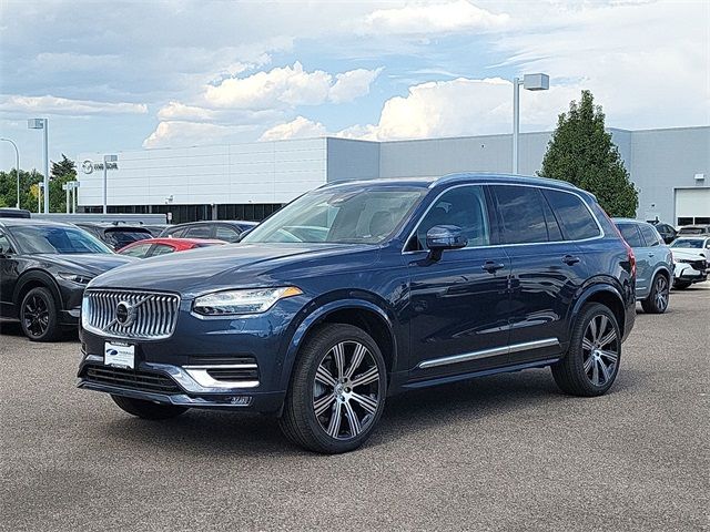 2024 Volvo XC90 Ultimate Bright Theme