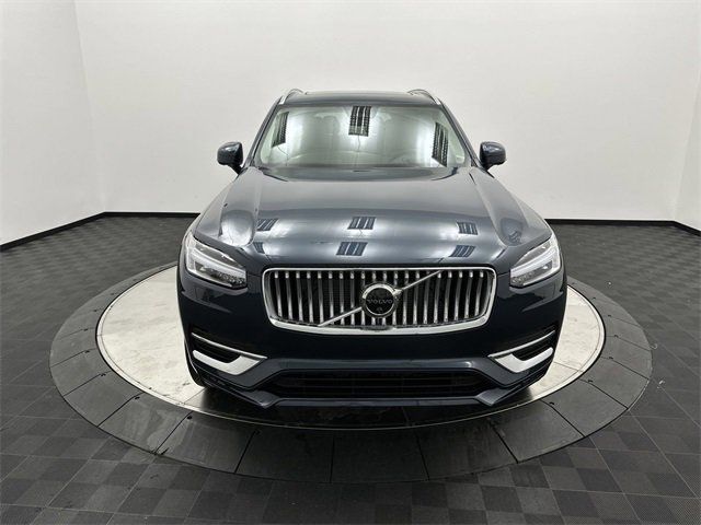 2024 Volvo XC90 Ultimate Bright Theme