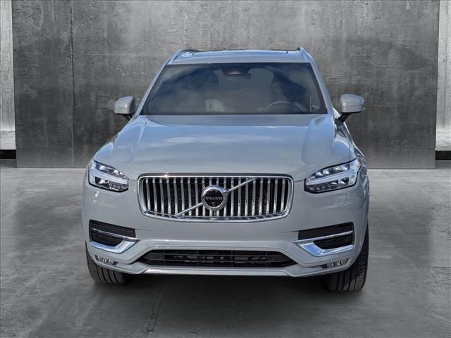 2024 Volvo XC90 Ultimate Bright Theme