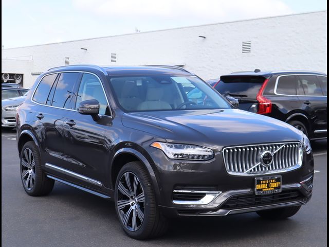 2024 Volvo XC90 Recharge Plug-In Hybrid Plus Bright Theme