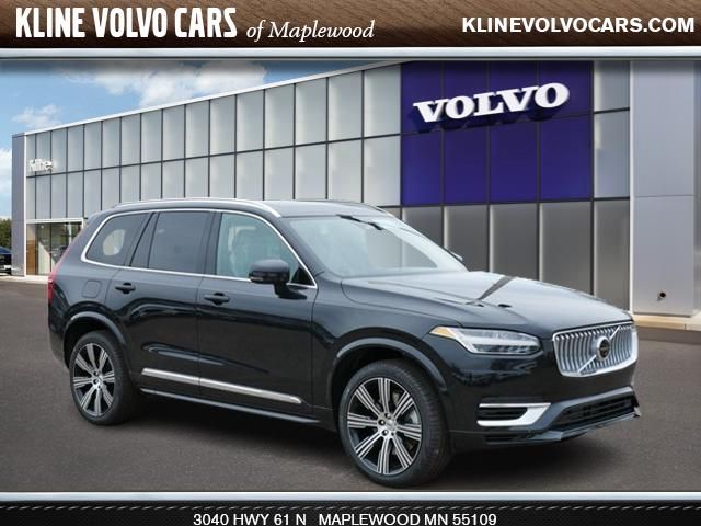 2024 Volvo XC90 Recharge Plug-In Hybrid Plus Bright Theme