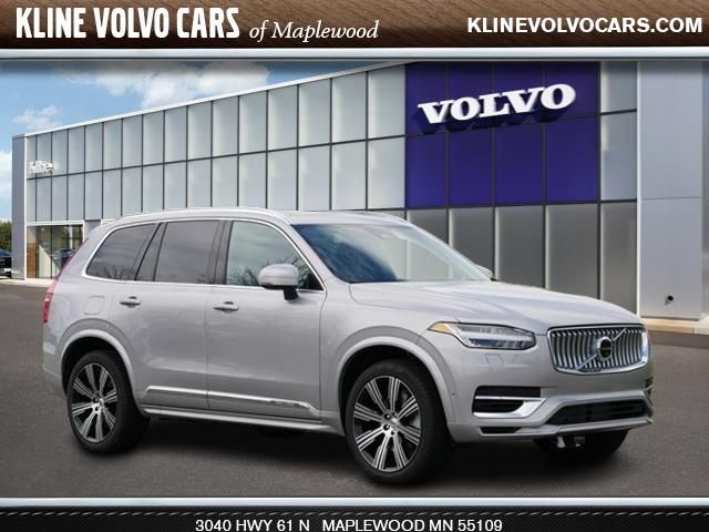 2024 Volvo XC90 Recharge Plug-In Hybrid Plus Bright Theme