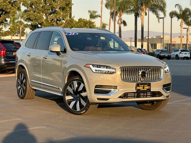 2024 Volvo XC90 Recharge Plug-In Hybrid Ultimate Bright Theme