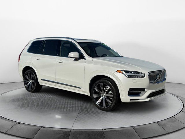 2024 Volvo XC90 Recharge Plug-In Hybrid Plus Bright Theme