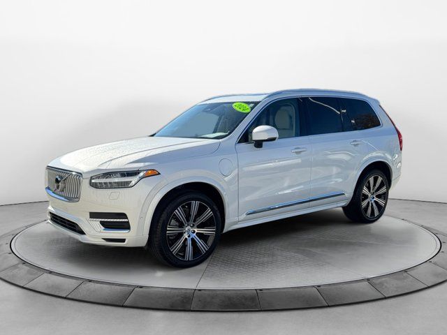 2024 Volvo XC90 Recharge Plug-In Hybrid Plus Bright Theme