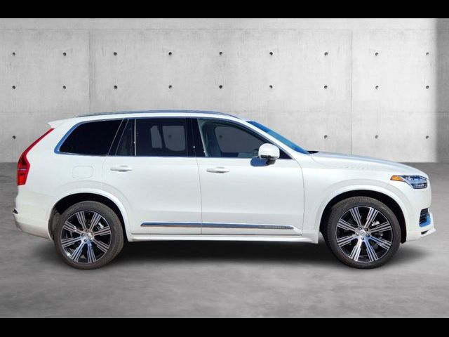 2024 Volvo XC90 Recharge Plug-In Hybrid Plus Bright Theme