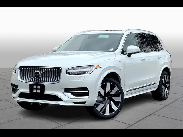 2024 Volvo XC90 Recharge Plug-In Hybrid Plus Bright Theme