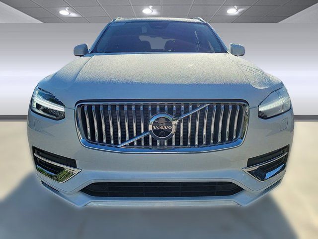 2024 Volvo XC90 Recharge Plug-In Hybrid Plus Bright Theme