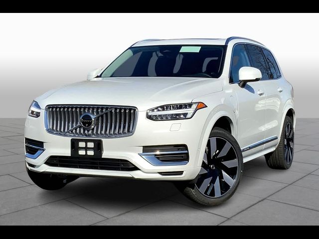 2024 Volvo XC90 Recharge Plug-In Hybrid Plus Bright Theme