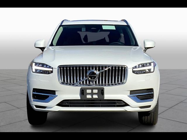 2024 Volvo XC90 Recharge Plug-In Hybrid Plus Bright Theme