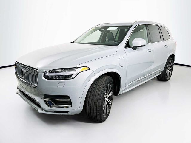 2024 Volvo XC90 Recharge Plug-In Hybrid Plus Bright Theme