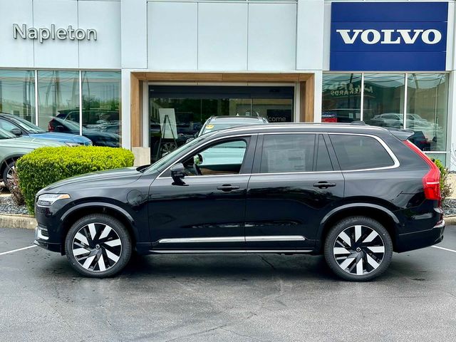 2024 Volvo XC90 Recharge Plug-In Hybrid Plus Bright Theme