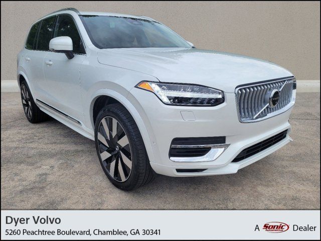 2024 Volvo XC90 Recharge Plug-In Hybrid Plus Bright Theme