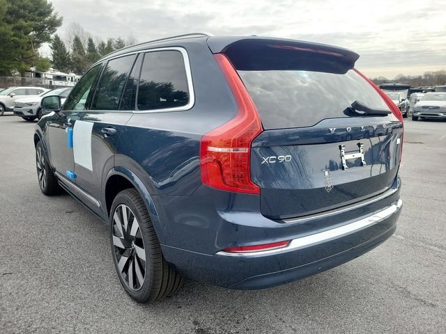 2024 Volvo XC90 Recharge Plug-In Hybrid Plus Bright Theme