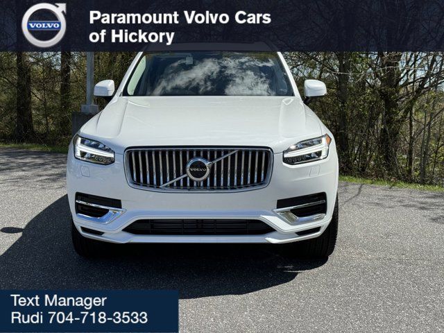 2024 Volvo XC90 Recharge Plug-In Hybrid Plus Bright Theme