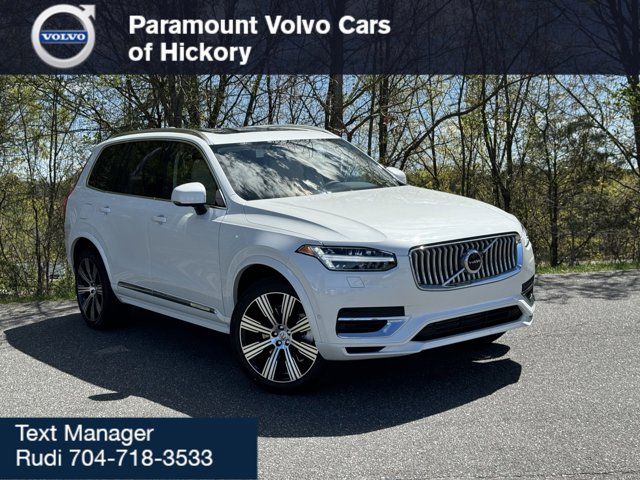 2024 Volvo XC90 Recharge Plug-In Hybrid Plus Bright Theme