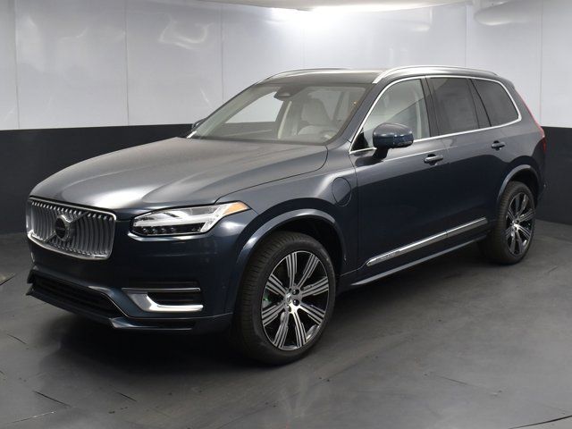 2024 Volvo XC90 Recharge Plug-In Hybrid Plus Bright Theme