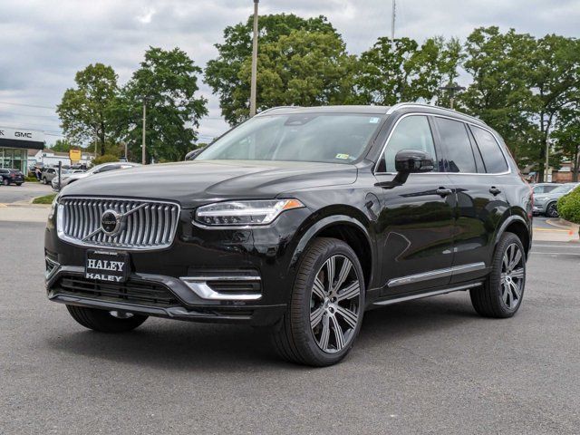 2024 Volvo XC90 Recharge Plug-In Hybrid Plus Bright Theme