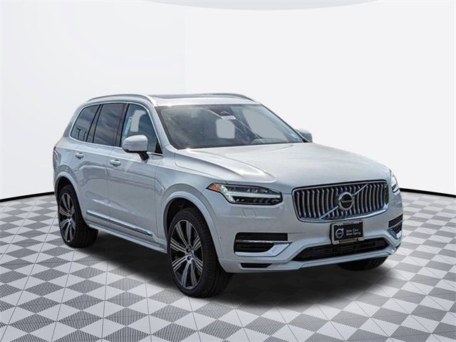 2024 Volvo XC90 Recharge Plug-In Hybrid Plus Bright Theme