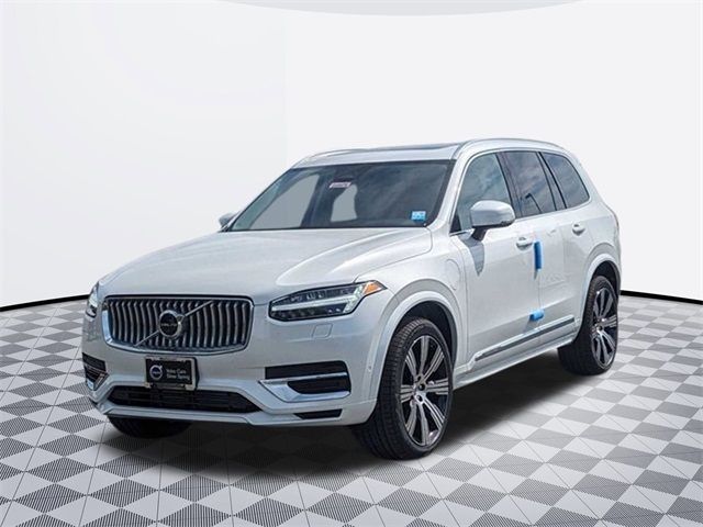 2024 Volvo XC90 Recharge Plug-In Hybrid Plus Bright Theme