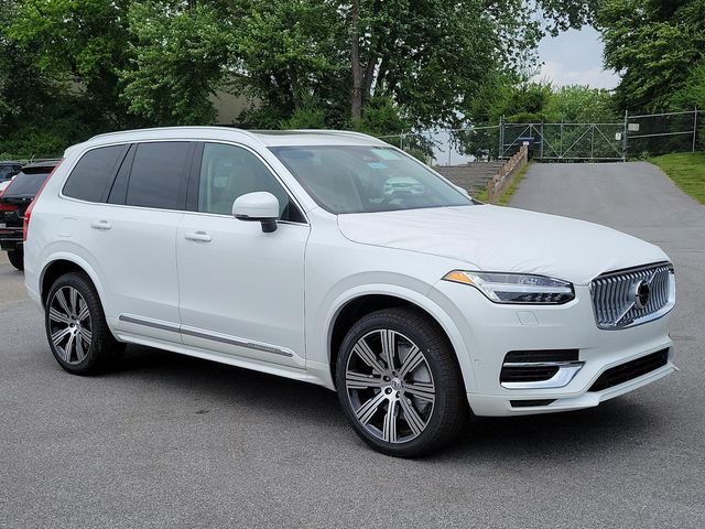 2024 Volvo XC90 Recharge Plug-In Hybrid Plus Bright Theme