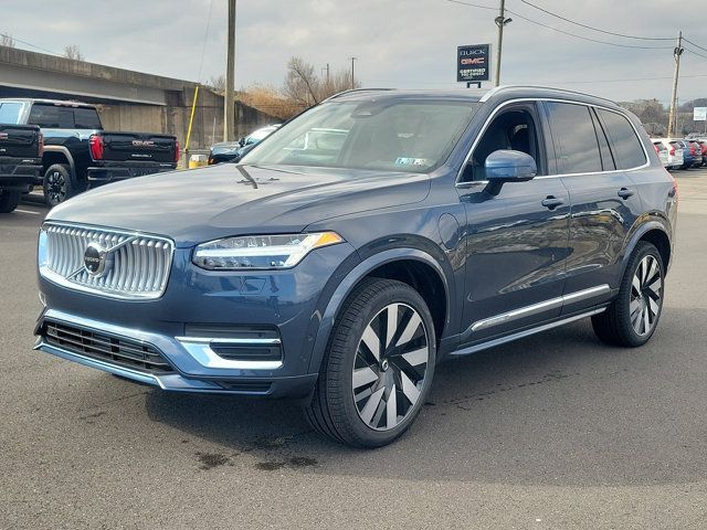 2024 Volvo XC90 Recharge Plug-In Hybrid Plus Bright Theme