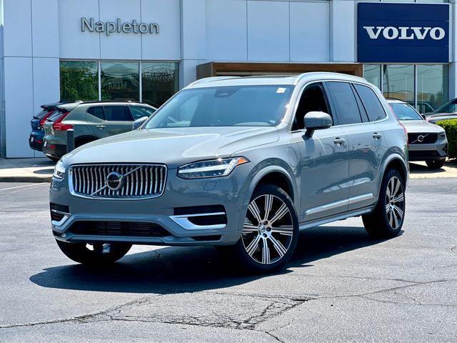 2024 Volvo XC90 Recharge Plug-In Hybrid Plus Bright Theme