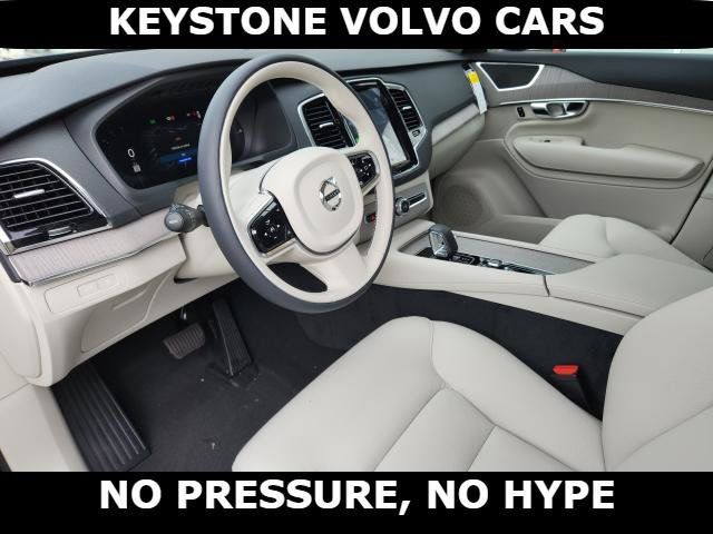 2024 Volvo XC90 Recharge Plug-In Hybrid Plus Bright Theme