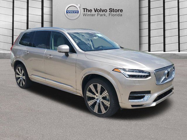 2024 Volvo XC90 Recharge Plug-In Hybrid Plus Bright Theme