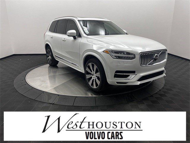 2024 Volvo XC90 Recharge Plug-In Hybrid Plus Bright Theme